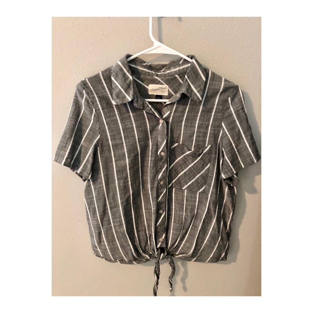 Tie up button up shirt- grey and white